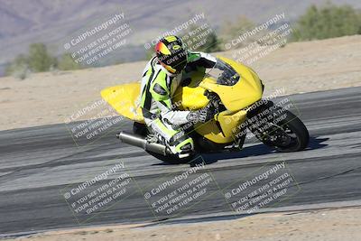 media/Dec-01-2025-Moto Forza (Mon) [[2daa91e15f]]/2-Intermediate Group/Session 4 Turn 9/